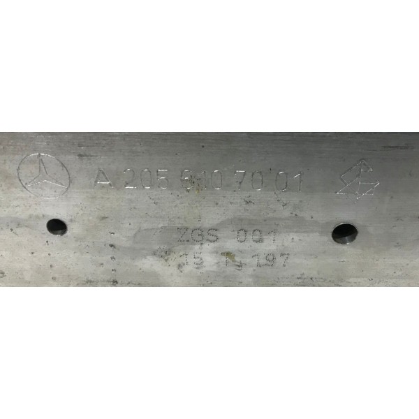 Suporte Reforço Mercedes C200 A2056107001 2014 2015 16 /2021