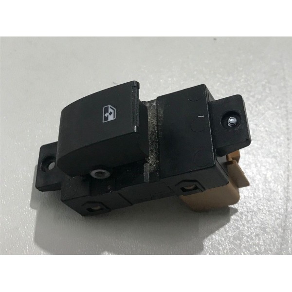 Botão Vidro Elétrico Porta Direita Chevrolet Captiva Peça