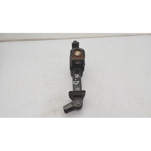 Limitador Porta Dianteira Direita Amarok 2012 2013 2014 2015
