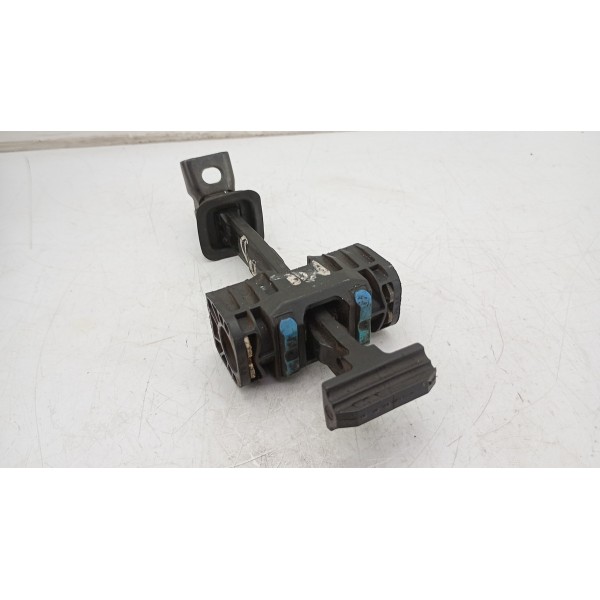 Limitador Porta Dianteira Direita Amarok 2012 2013 2014 2015