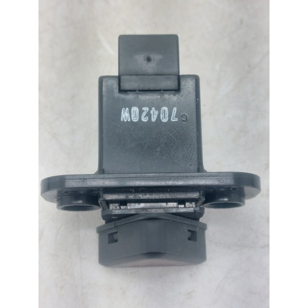 Botão Interruptor Pisca Alerta Cobalt Spin Tracker 2012 2020