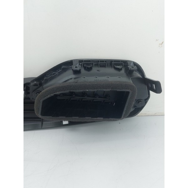 Difusor De Ar Direito Com Moldura Gm Onix 3cc 20/22 26240860