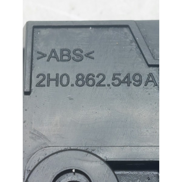 Porta Copo Inferior Central Da Amarok V6 10/18 2h0862549a