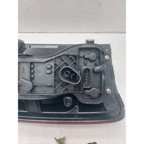 Lanterna Traseira Direita Volkswa Amarok V6 17/20 2h1945258c