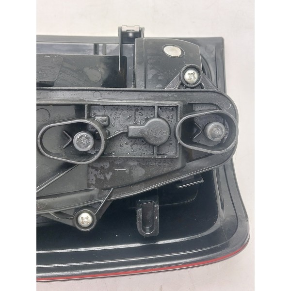 Lanterna Traseira Esquerda Volksw Amarok V6 17/20 2h1945095j