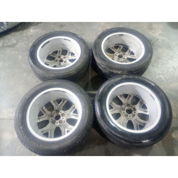 Jogo Roda Volcano Cor Prata Amarok V6 Aro 18