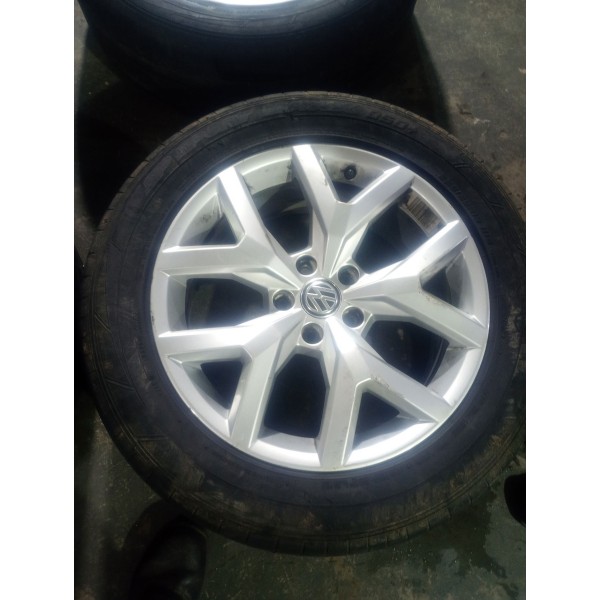 Jogo Roda Volcano Cor Prata Amarok V6 Aro 18