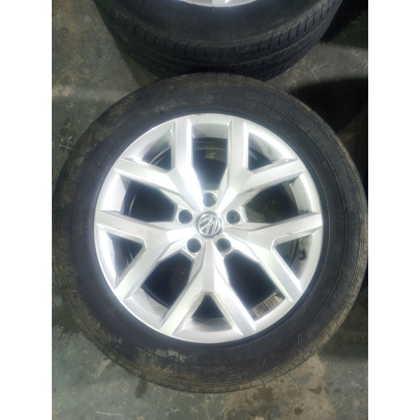 Jogo Roda Volcano Cor Prata Amarok V6 Aro 18