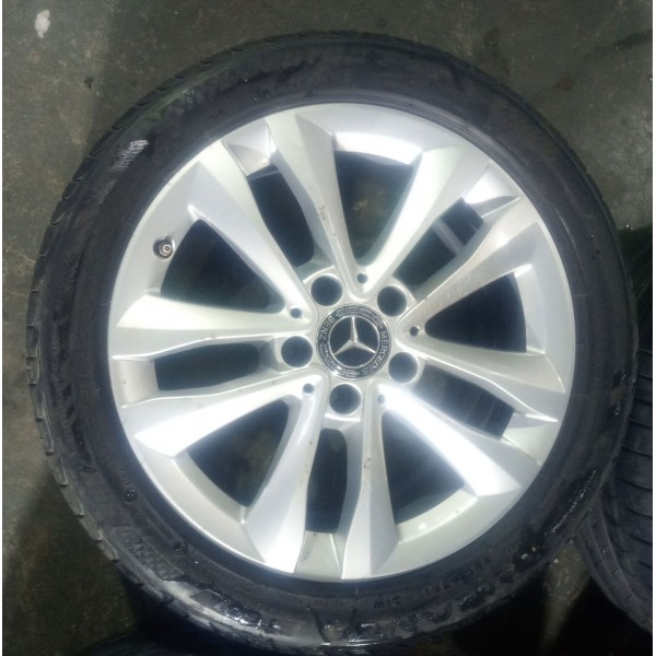 Jogo De  Rodas Aro 17 Original Mercedes Benz Classe A200
