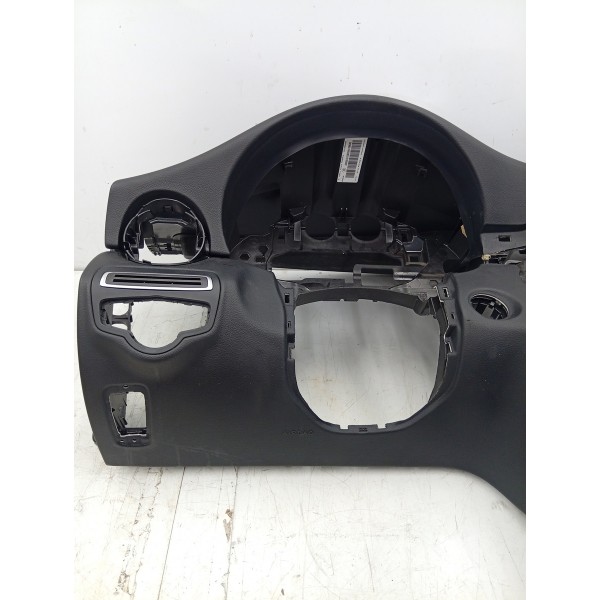 Kit Painel Tabelier Mercedes C180 C200 C30017/19
