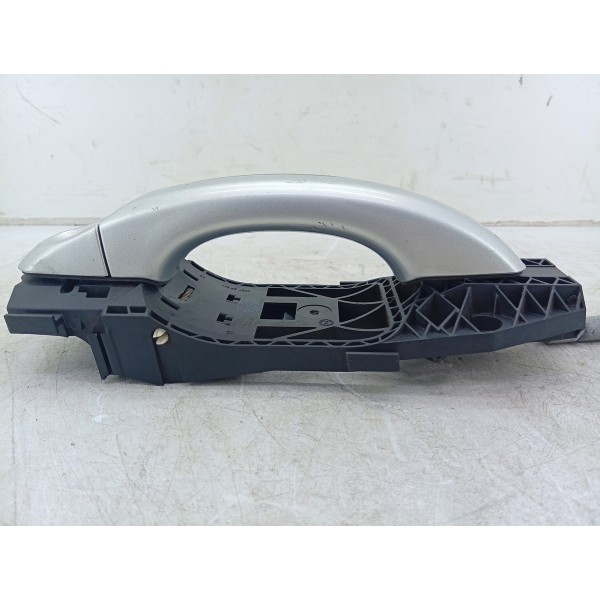 Maçaneta Exter Dianteira Direita Amarok V6 17/21 5n0837017e