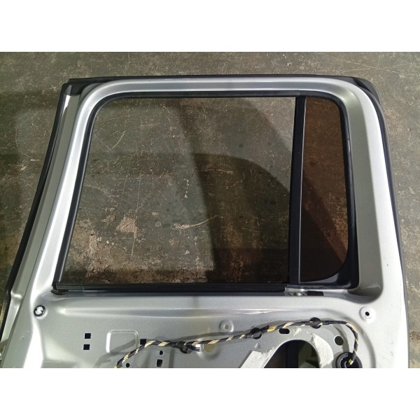 Porta Traseira Direita Amarok V6 17/21 Preto