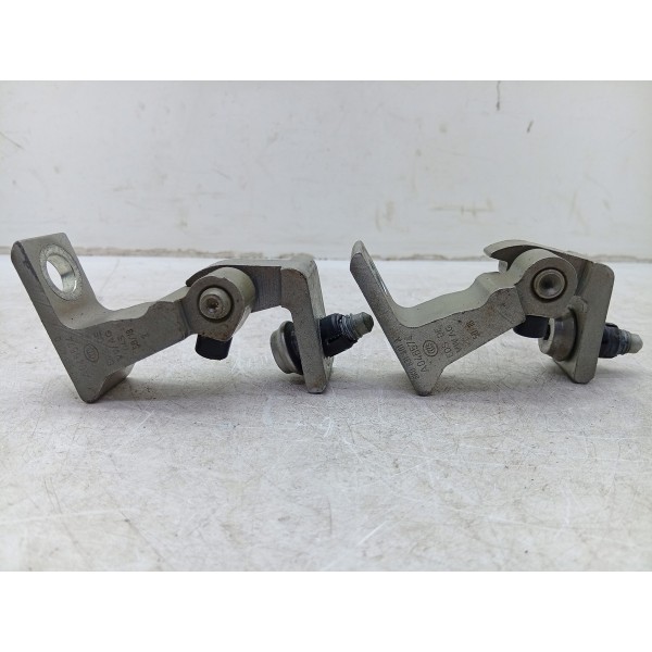 Par Dobradiça Porta Traseira Esquerda Amarok V6 8k0831401a