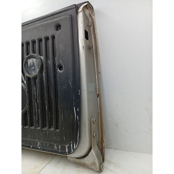 Tampa Traseira Porta Malas Volkswagen Amarok V6 10/20