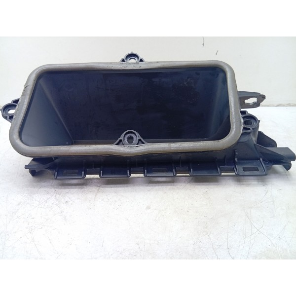 Moldura Difusor Ar Esquerda Mercedes C180 16/19 A2058308104