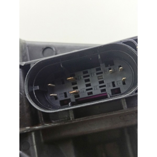 Farol Esquerdo Mercedes C180 15/19 A2058260900