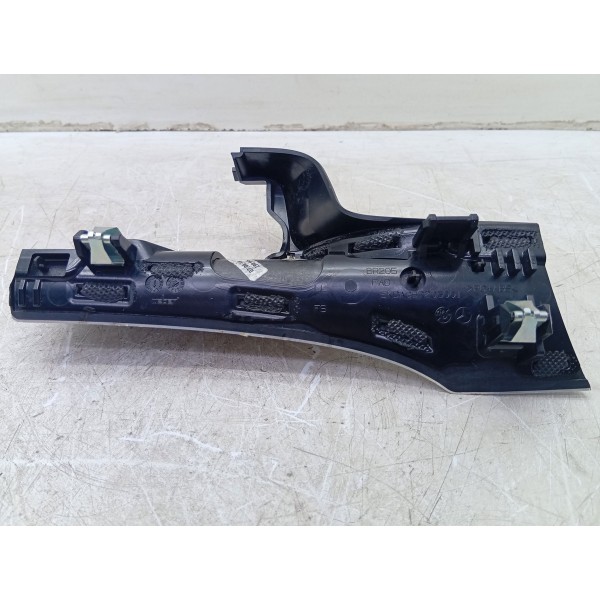 Moldura Do Painel Esquerda Mercedes C200 15/19 A2056800471
