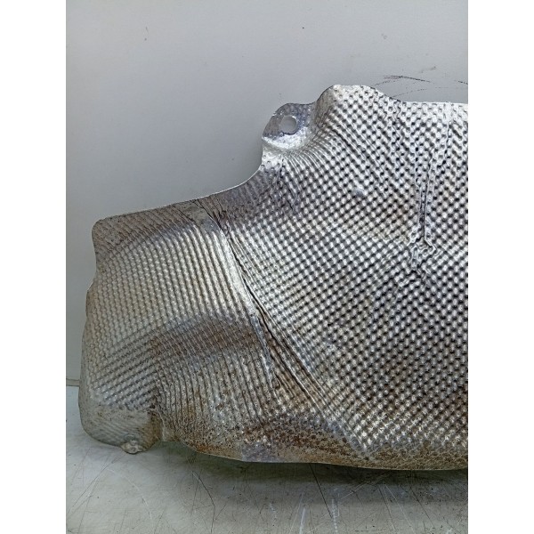 Protetor Térmico Escape Mercedes C180 2017 A2056821471 Amarelo