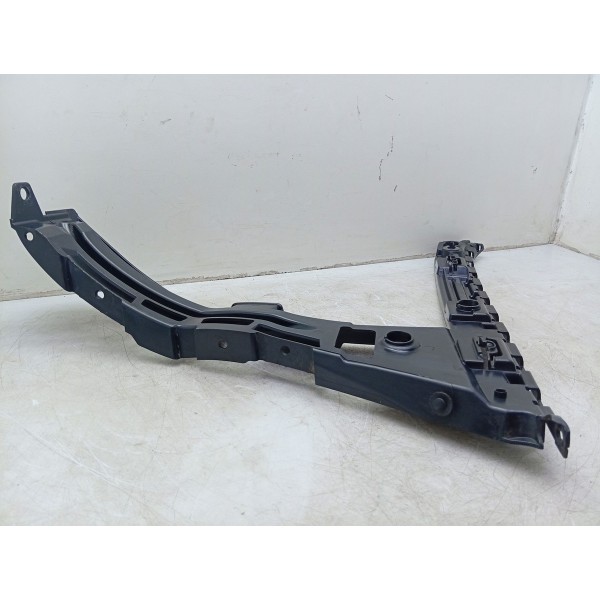 Guia Parachoque (te) Mercedes C180 15/19 A2058801702