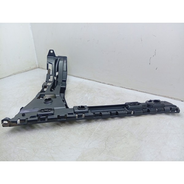 Guia Parachoque (te) Mercedes C180 15/19 A2058801702