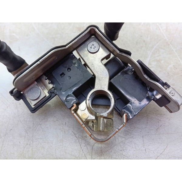 Fusível Positivo Bateria Mercedes C180 15/19 A2469068601