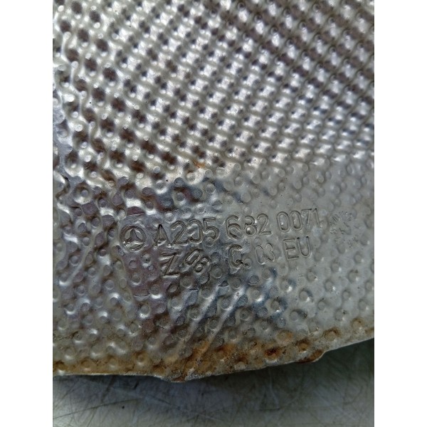 Defletor Calor Direito Mercedes C180 15/19 A2056820071