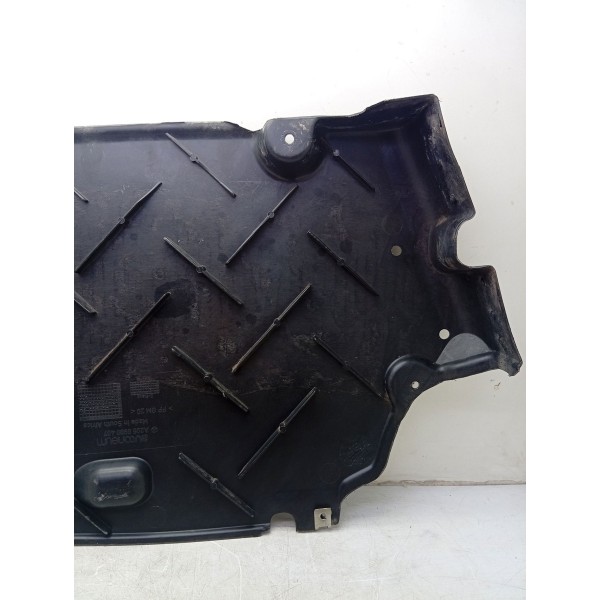 Protetor Traseiro Direito Mercedes C180 15/19 A2056900407