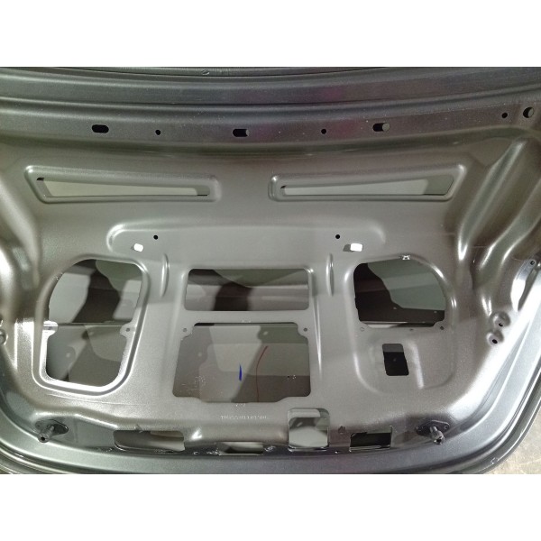 Tampa Traseira Mercedes C180 15/19 9061811055a01