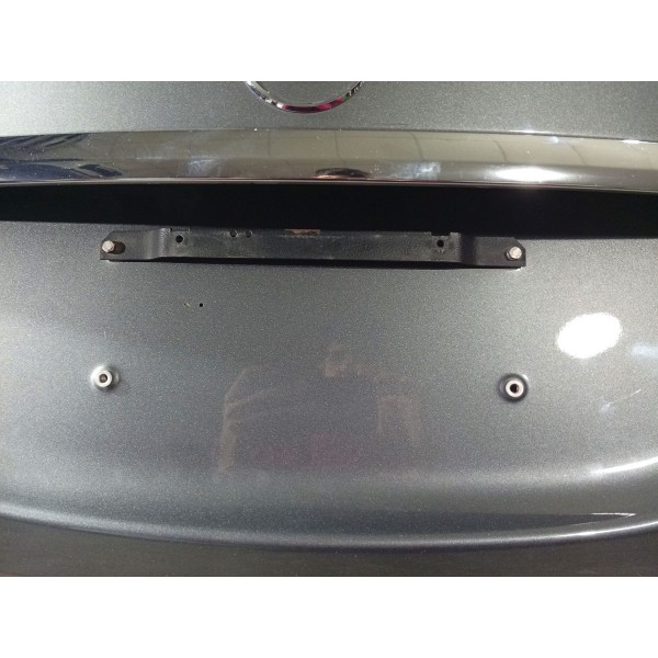 Tampa Traseira Mercedes C180 15/19 9061811055a01