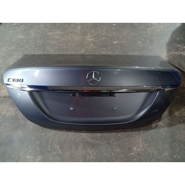 Tampa Traseira Mercedes C180 15/19 9061811055a01