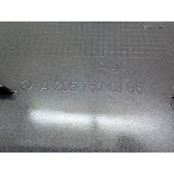 Tampa Portinhola Tanque Mercedes C180 15/19 A2057570106
