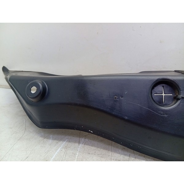 Acabamento Para-lama Direito Mercedes C180 15/19 A2058890025