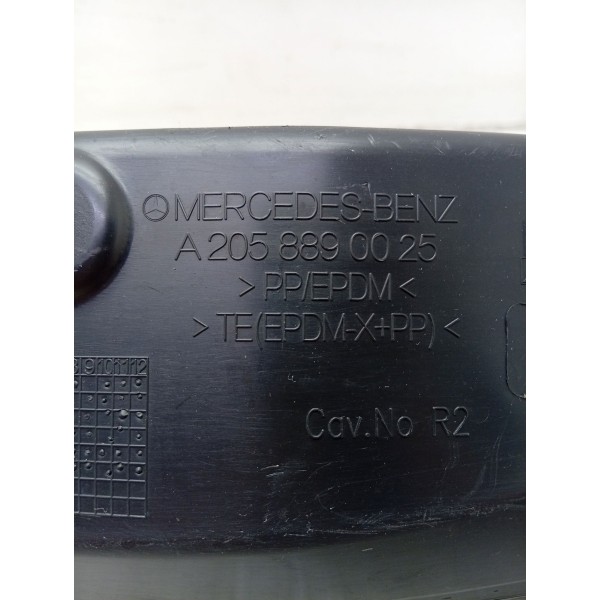 Acabamento Para-lama Direito Mercedes C180 15/19 A2058890025