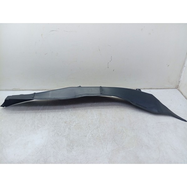 Acabamento Para-lama Direito Mercedes C180 15/19 A2058890025