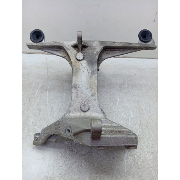Suporte Intercooler Mercedes C180 15/19 A2740981439