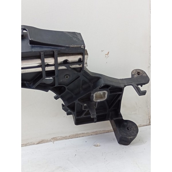 Barra Painel Frontal Mercedes C180 15/19 A2056203801