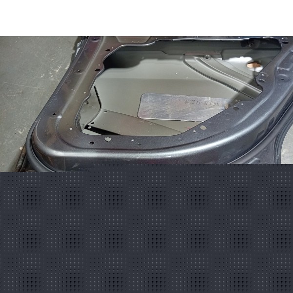 Porta Traseira Direita Mercedes C180 15/19 A2057320210 Preto