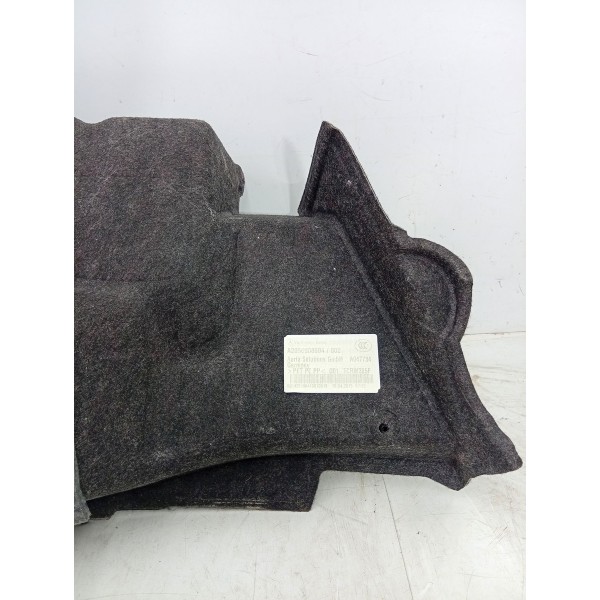 Forro Porta Mala Direito Mercedes C180 15/19 A2056908604