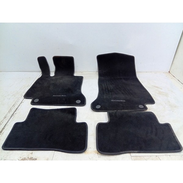 Tapete Carpete Mercedes C180 15/19 Original