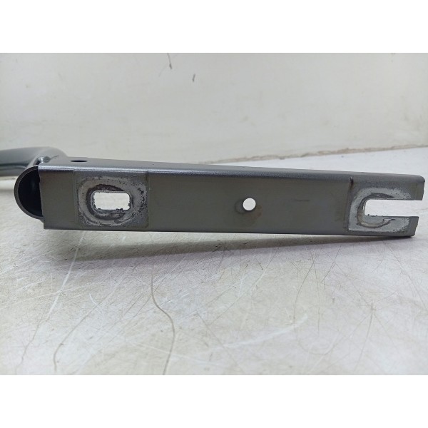 Dobradiça Tampa Direita Mercedes C180 15/19 A2057500428