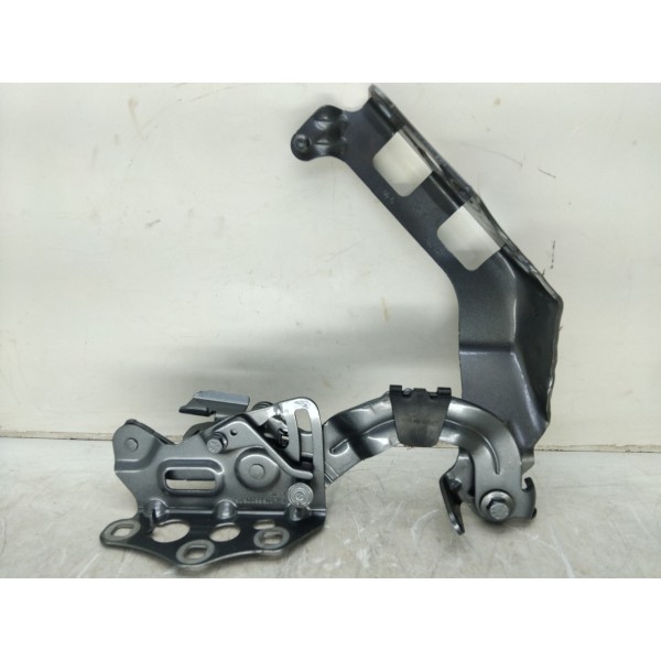 Dobradiça Capô Esquerdo Mercedes C180 15/19 A2058800828
