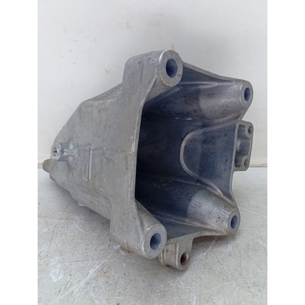 Suporte Direito Coxim Motor Mercedes C180 15/19 2742231004