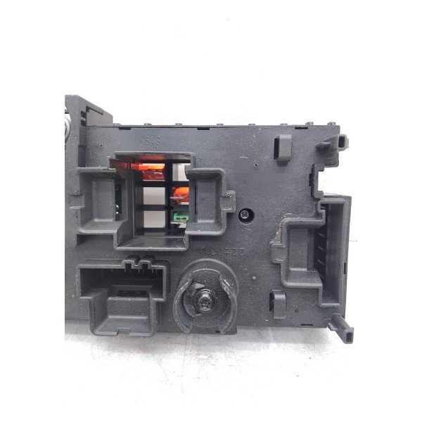 Caixa Fusiveis Interna Mercedes C180 15/19 A2139068801