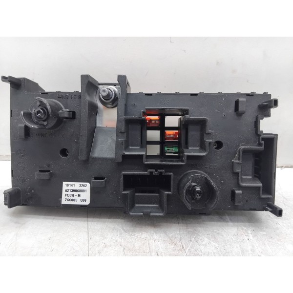 Caixa Fusiveis Interna Mercedes C180 15/19 A2139068801