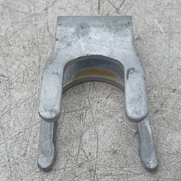 Suporte Trava Bico Injetor Mercedes C180 15/19