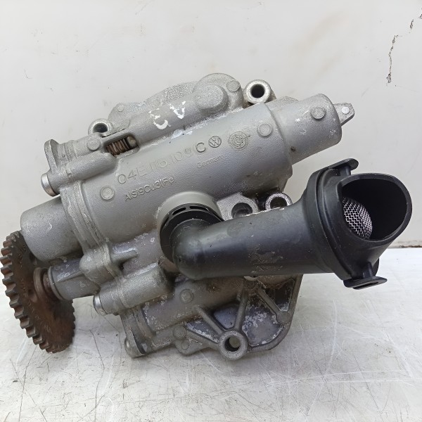 Bomba Óleo Volkswagen Golf 14\15 04e115109c