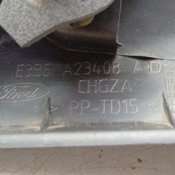 Capa Moldura Interno Direito Ford Ka 14/20 E3b5a23408a