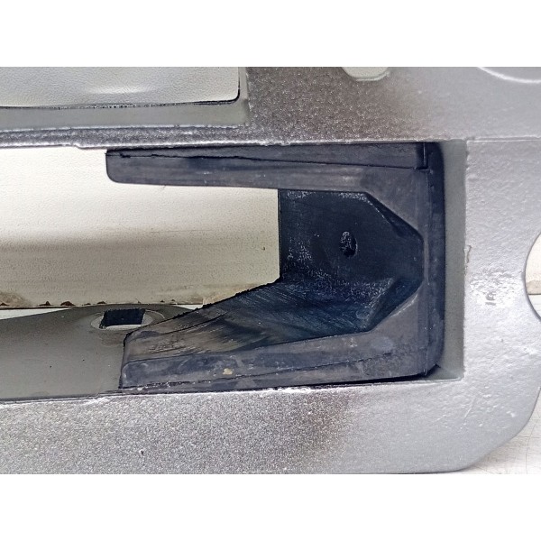 Dobradiça Porta-malas Direita Mercedes C180 2015 2016 A 2019