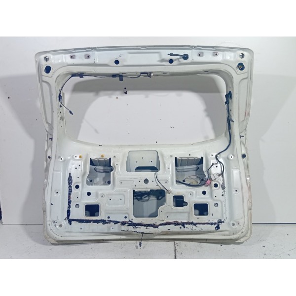 Tampa Traseira Ssangyong Kyron 2011 Peça Original Carro