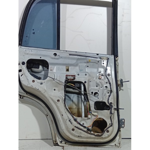 Porta Traseira Esquerda Susuki Gran Vitara 2000 2001 A 2003